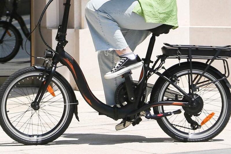 8 Best Step Through Commuter Ebikes for Women in 2026